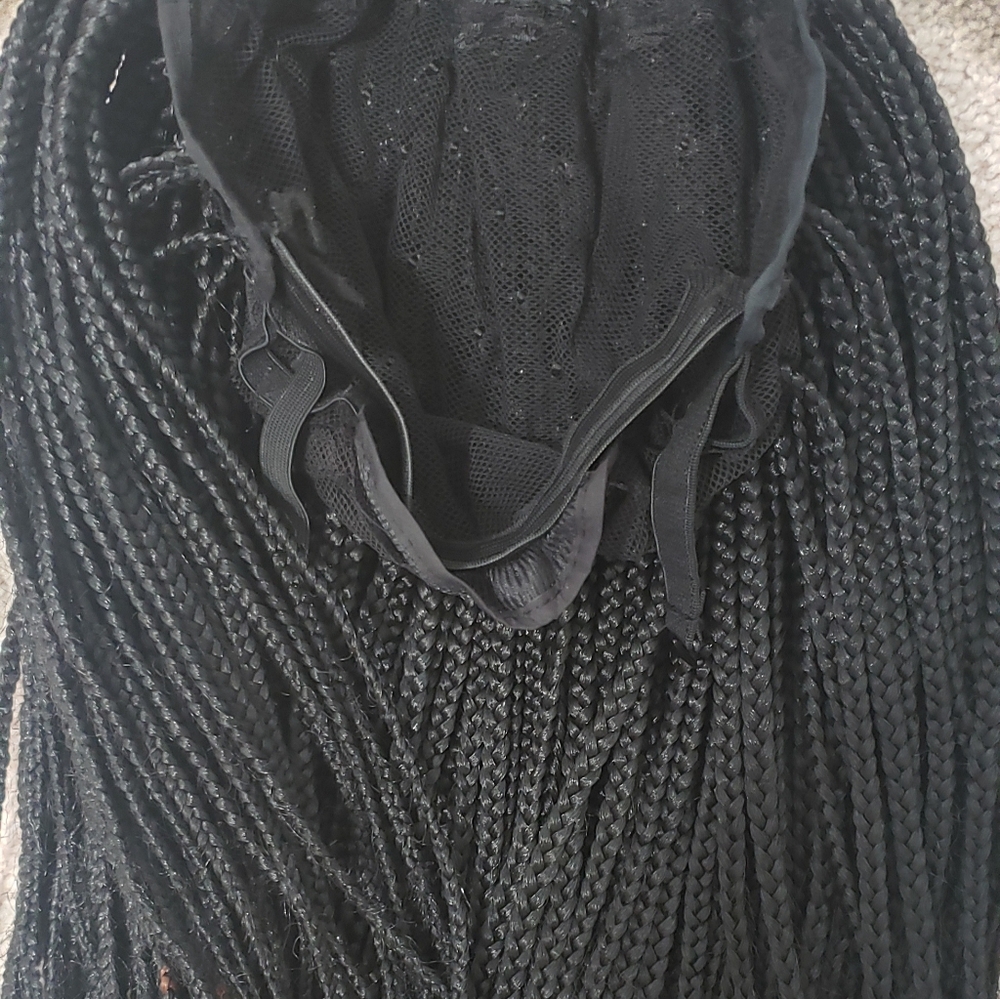 Long Braided wig - Picture 4 of 7